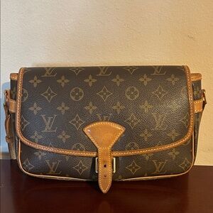 Louis Vuitton Monogram Canvas and Tan Leather Bag